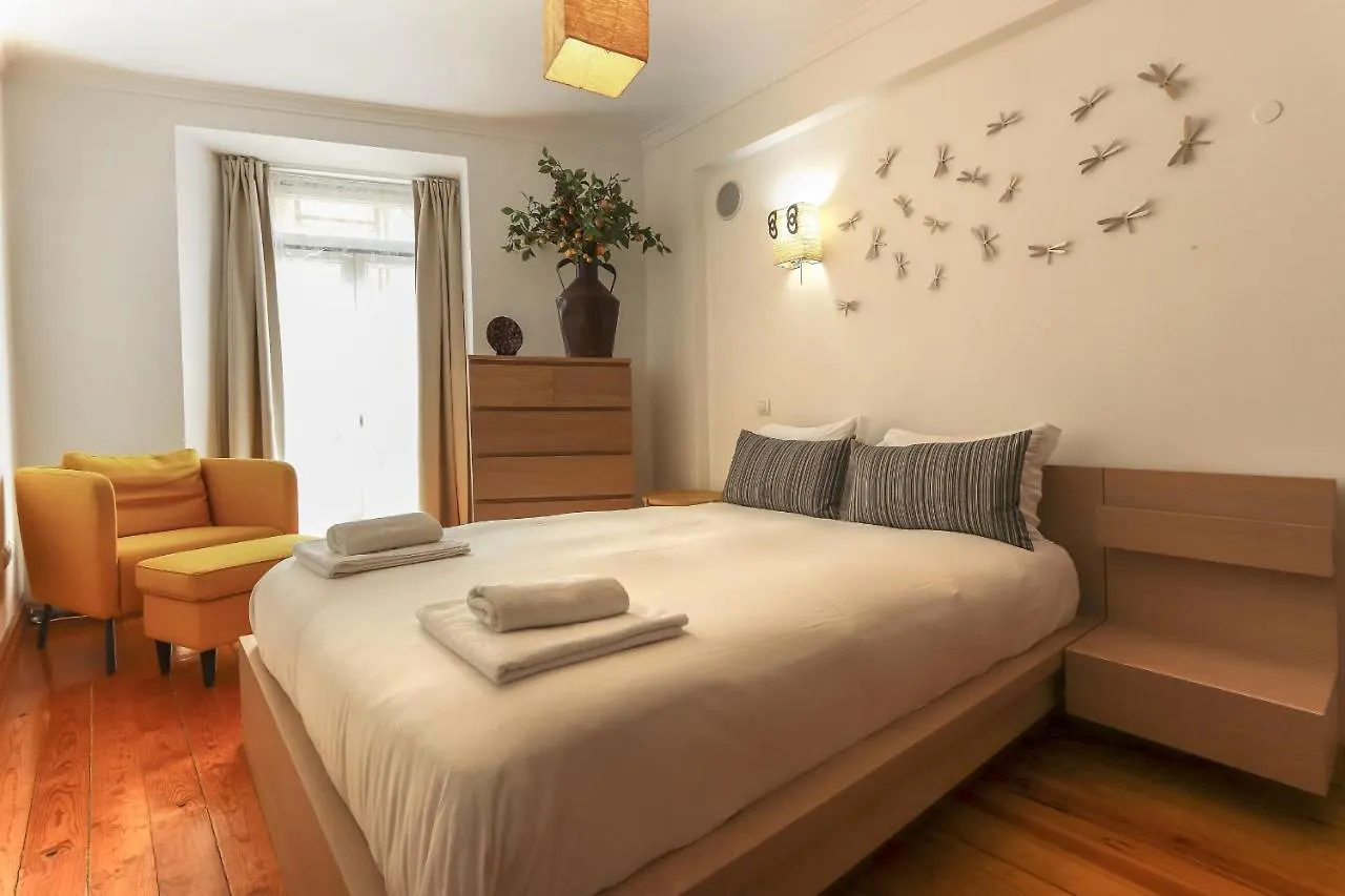Grand Parliament Duplex By Homing Apartment Lisbon