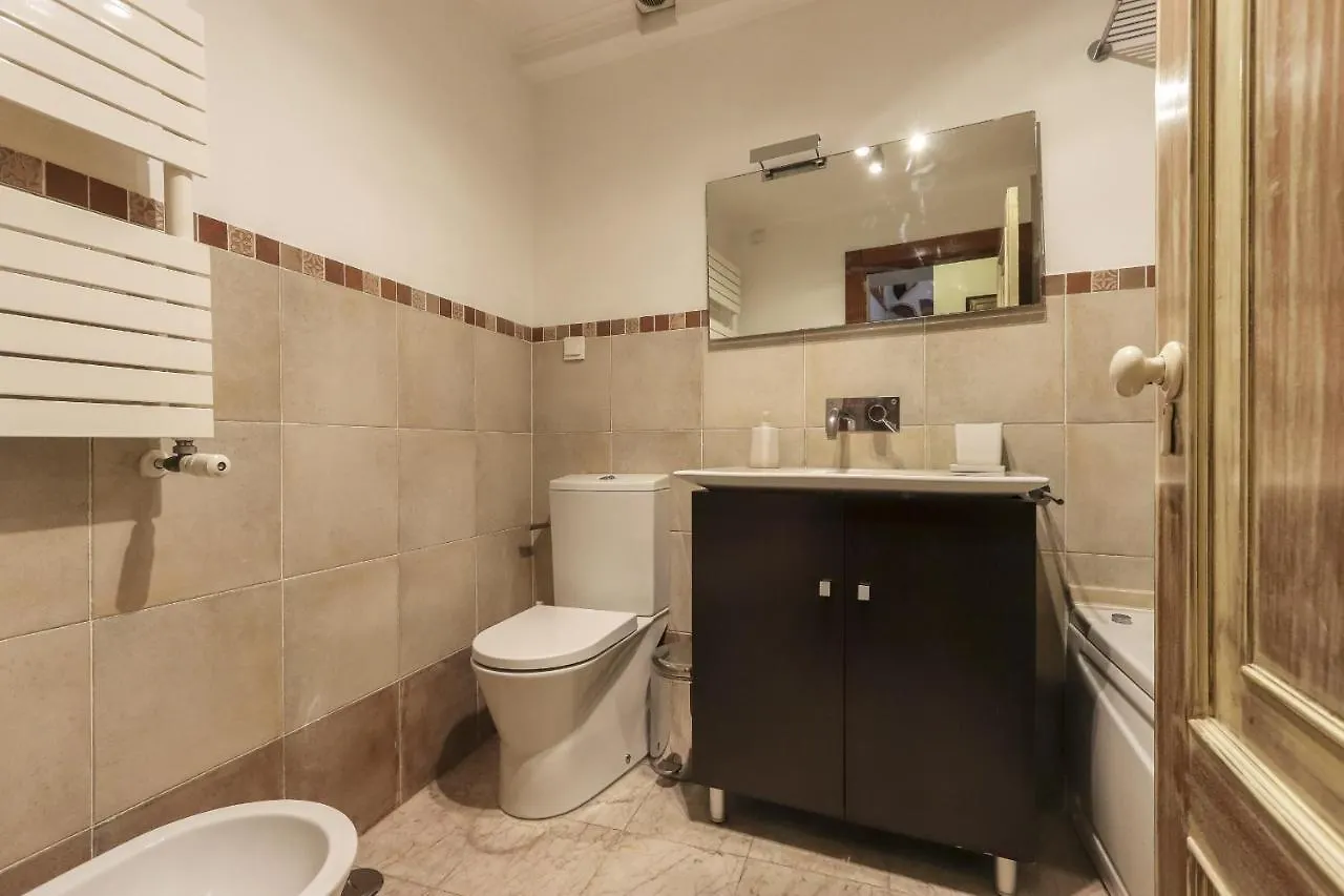 Grand Parliament Duplex By Homing Apartment Lisbon